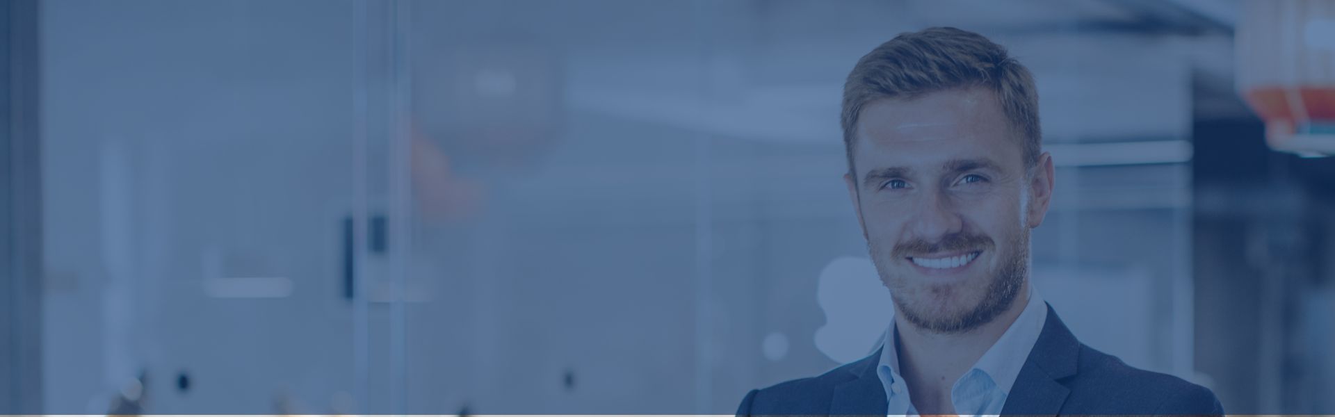  Smart IT <br>& Cloud Solutions